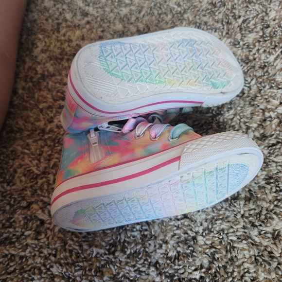 Cute pastel toddler high tops - Picture 6 of 6